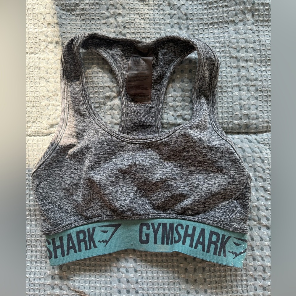 Gymshark Sports bra. Size small.